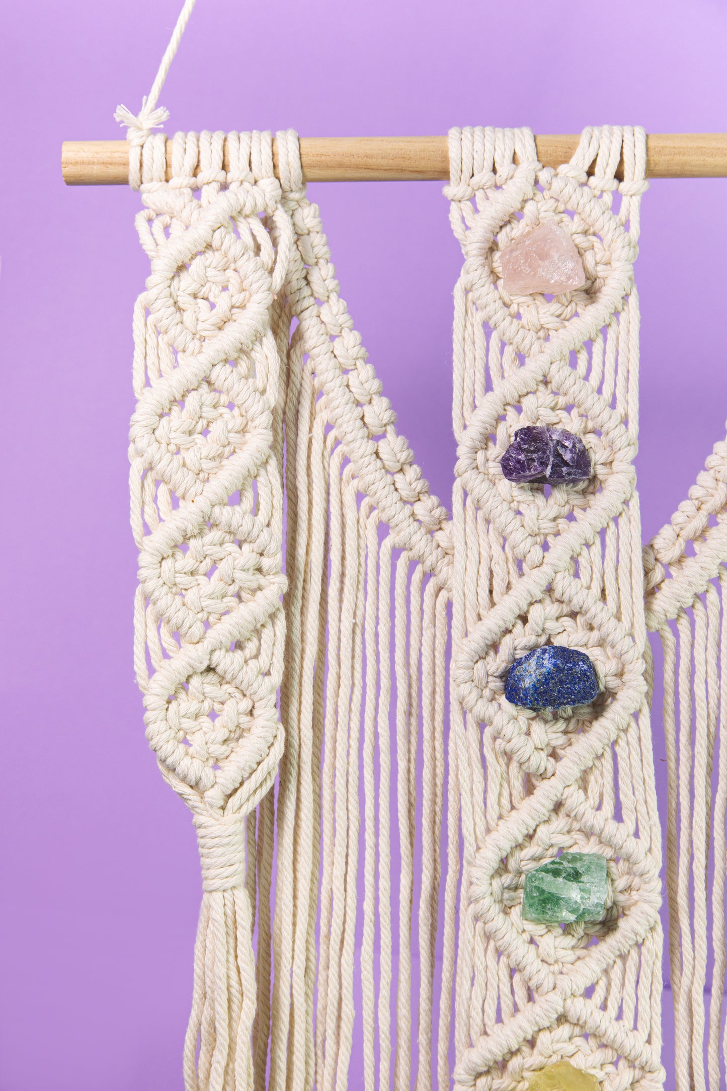 Macrame su kristalais